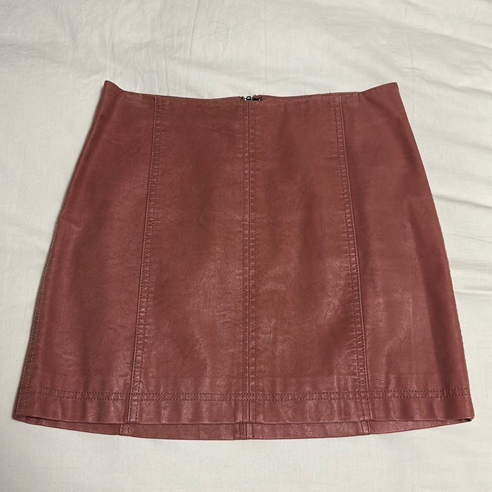 Free People Modern Femme vegan suede mini skirt in rose - Picture 5 of 10